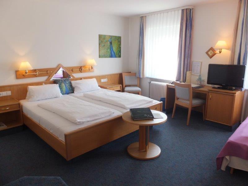 Tiptop Hotel Garni Pfauen Endingen am Kaiserstuhl Dış mekan fotoğraf